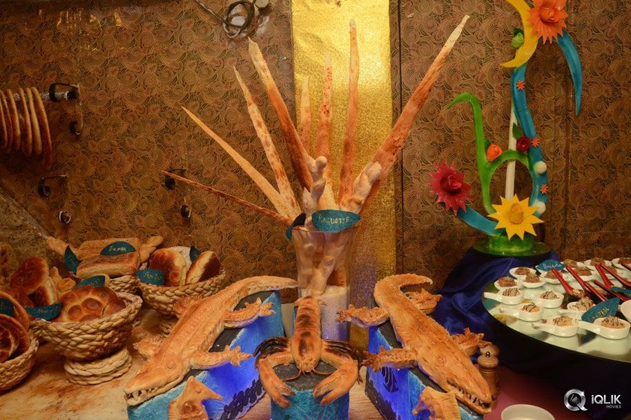 Pelli-Choopulu-Movie-Team-At-Regency-College-Of-Hotel-Management